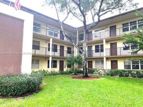13500 SW 1st St, Pembroke Pines, FL 33027