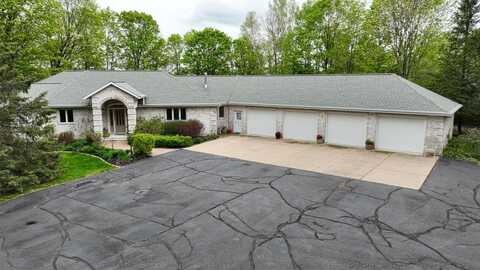 W11078 SHORE RD S, Deerbrook, WI 54424