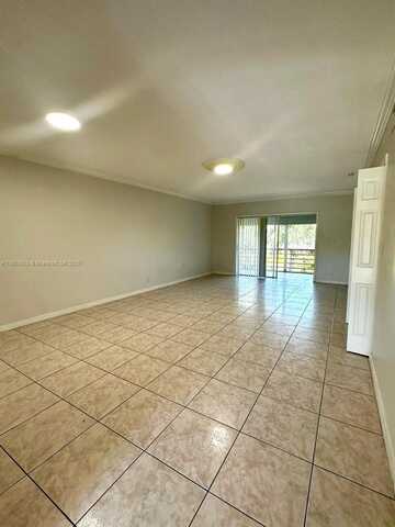 4291 NW 9th Ave, Deerfield Beach, FL 33064