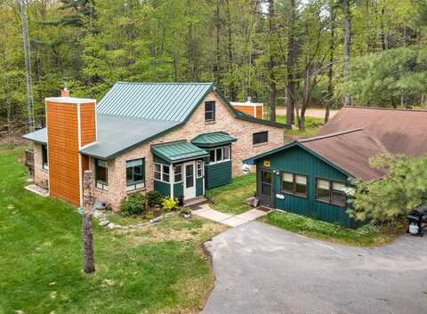 8041 TWO LAKES RD, Lake Tomahawk, WI 54539
