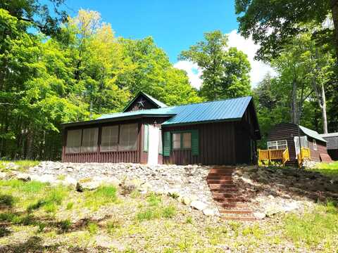 187 TAMARACK LAKE RD, Iron River, MI 49935