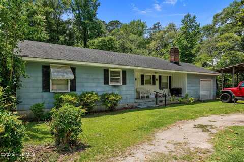 143 Ballard Street, Chocowinity, NC 27817
