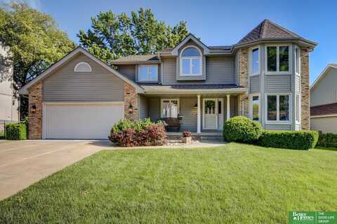 1014 Hickory Hill Road, Papillion, NE 68046