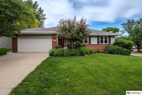 9910 Ohio Street, Omaha, NE 68134