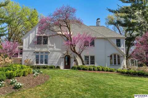 423 Fairacres Road, Omaha, NE 68132