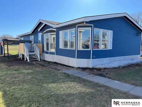 1031 Gordon Drive, Lincoln, NE 68522