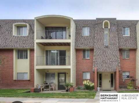 1231 S 121 Plaza, Omaha, NE 68144