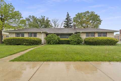 9427 W Bluemound Rd, Milwaukee, WI 53226