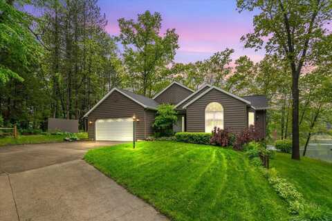 5400 Laura Drive, Shelbyville, MI 49344