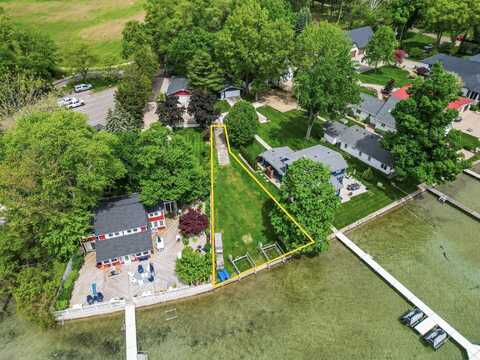 68103 Crooked Creek Road, White Pigeon, MI 49099