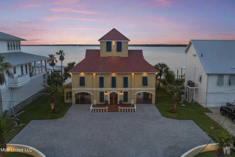 120 Sweetbay Drive, Pass Christian, MS 39571