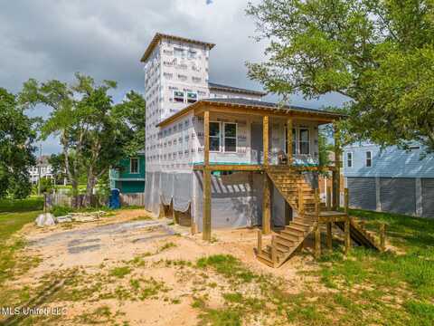 120 Beachview Drive, Pass Christian, MS 39571