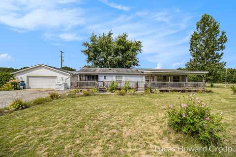 9475 Jones Road, Howard City, MI 49329