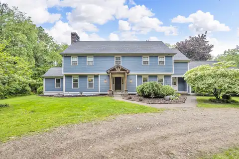 5340 Squires Manor Road, Jackson, MI 49201