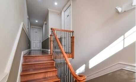 918 W Huron St Street, Ann Arbor, MI 48103