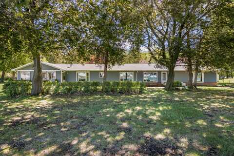 3801 Lakeshore Drive, Manistee, MI 49660