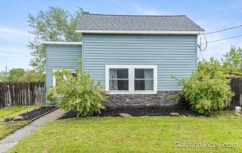 132 W Grand Street, Pierson, MI 49339