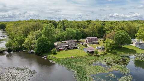 25942 Dutch Settlement Street, Dowagiac, MI 49047