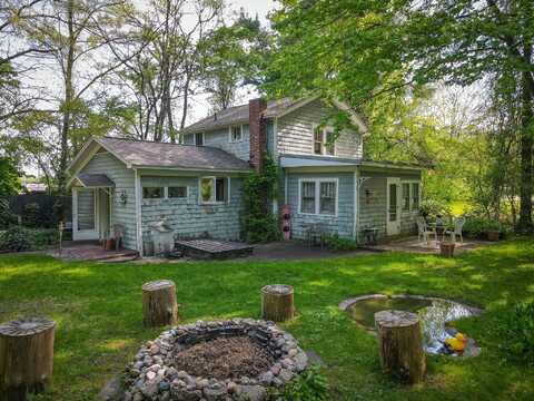 4401 Grand Haven Road, Norton Shores, MI 49441