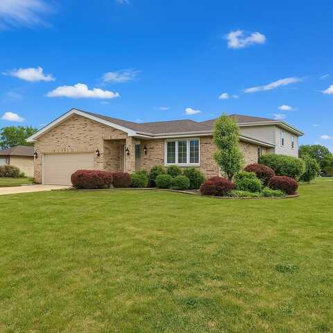 725 Seminary Drive, Dyer, IN 46311