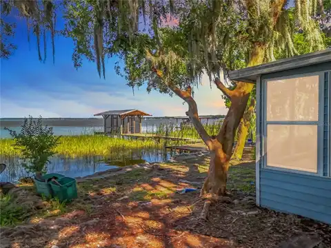 1107 NORTHSHORE DRIVE, EUSTIS, FL 32726
