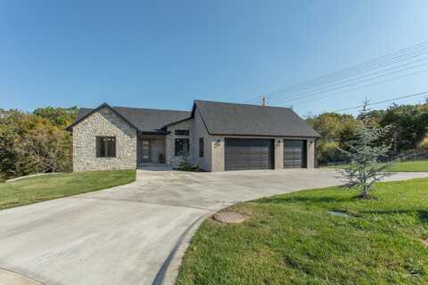 341 W Monarchwood Drive, Nixa, MO 65714