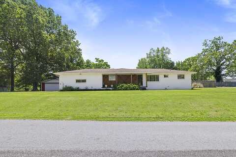 103 W Mockingbird Lane, Crane, MO 65633