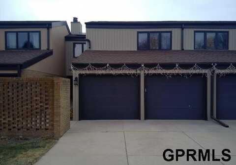 2919 Park Place Drive, Lincoln, NE 68506