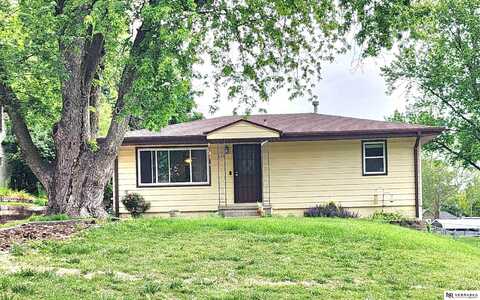 908 Arnold Street, Glenwood, IA 51534
