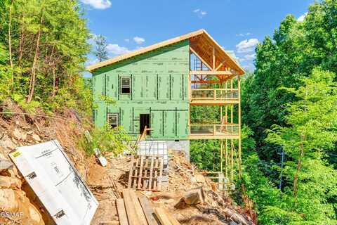 928 Ski Mountain Road, Gatlinburg, TN 37738