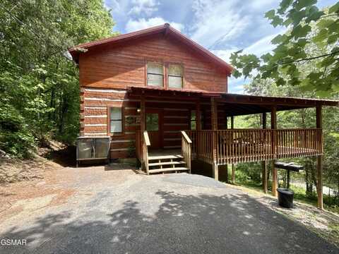 2575 Black Bear Lane, Sevierville, TN 37876