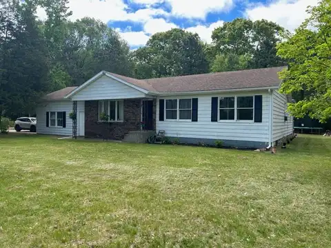 45523 Eleanor Drive, Decatur, MI 49045