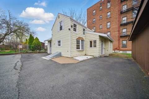 609 Birch St, Boonton, NJ 07005