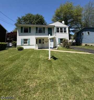 108 Santa Clara Trl, Hopatcong, NJ 07843