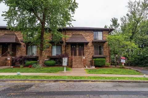 8 Sewall Ave, Clifton, NJ 07011