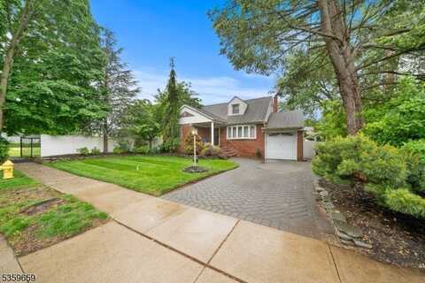 33 Irwin Pl, Bloomfield, NJ 07003