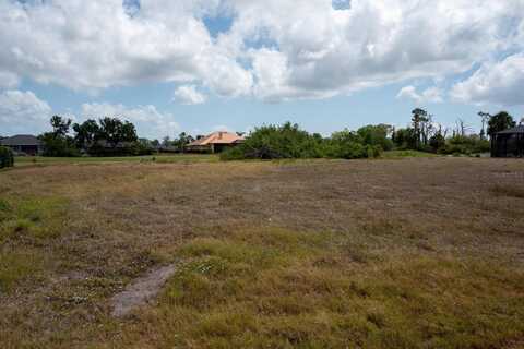 72 FAIRWAY ROAD, ROTONDA WEST, FL 33947