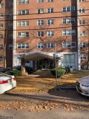 39 E 39Th St, Paterson, NJ 07514