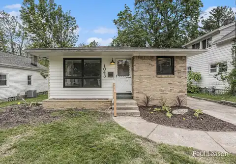 1043 Eastern Avenue NE, Grand Rapids, MI 49503