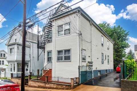 285 Paxton St, Paterson, NJ 07503