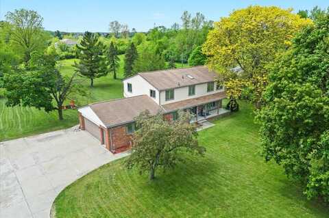 9325 N Ridge Road, Plymouth, MI 48170