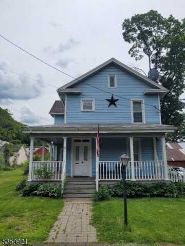 6 Charles St, Knowlton Twp., NJ 07833