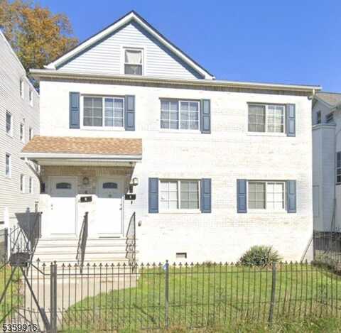4 University Pl, East Orange, NJ 07018