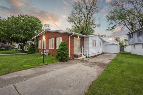 650 N Shore Drive, Crystal, MI 48818