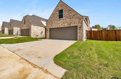 4344 MacNab Dr #30 & 31, Tyler, TX 75707