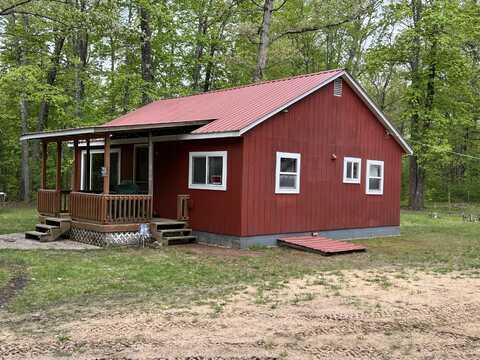 8953 18th Ave Avenue, Bitely, MI 49309