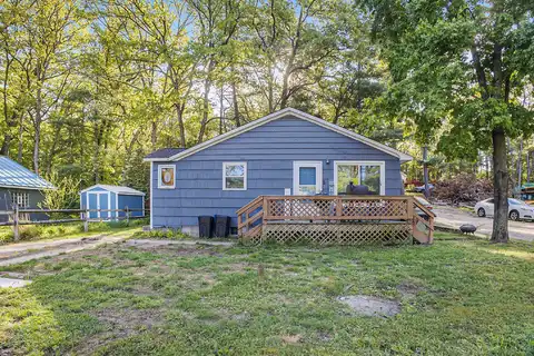 5142 Brown Street, Twin Lake, MI 49457