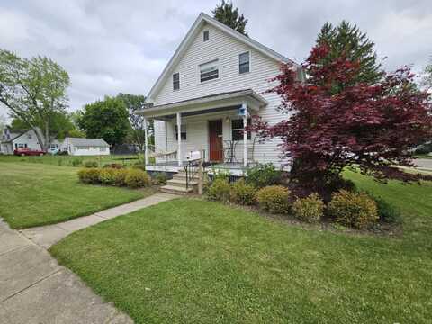 527 Jones Street, Grand Ledge, MI 48837