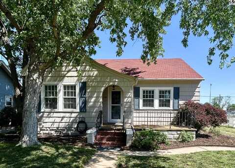 206 E 19th AVE, Hutchinson, KS 67502