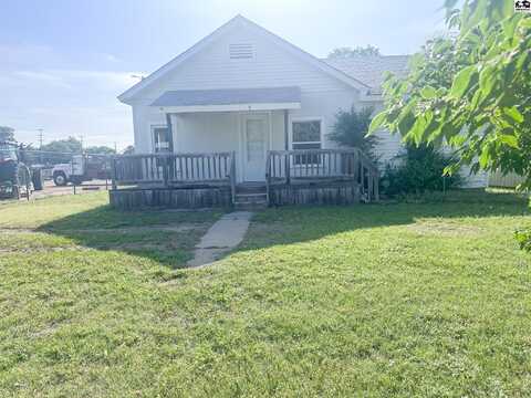 914 S Ninnescah St, Pratt, KS 67124